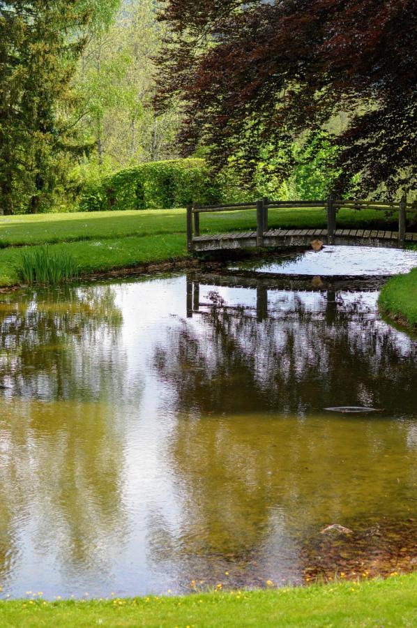 Domaine De Marchal - Chambres Et Table D'Hotes Celles-Sur-Durolle エクステリア 写真